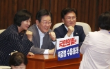 與, 추미애 
