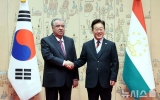 한-타지키스탄, 정상회담 계기 철도교통 등 17건 협정·MOU 체결