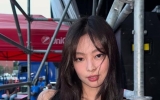 위켄드 노래 따라 부르던 연습생 제니, 우상과 함께 선 5만 스타디움