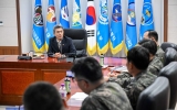 국방장관, 광주 제1전비 방문 "확고한 영공 대비태세·군공항 이전 완수" 당부